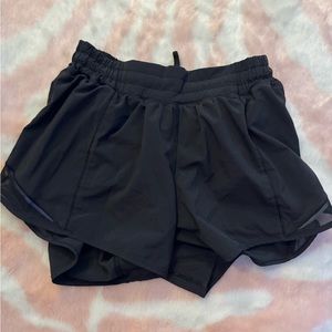 lululemon hotty hot shorts